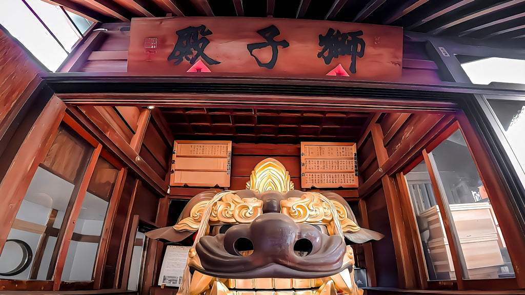 Namiyoke Shrine: A Historical Power Spot Preserving Tsukiji's Heritage